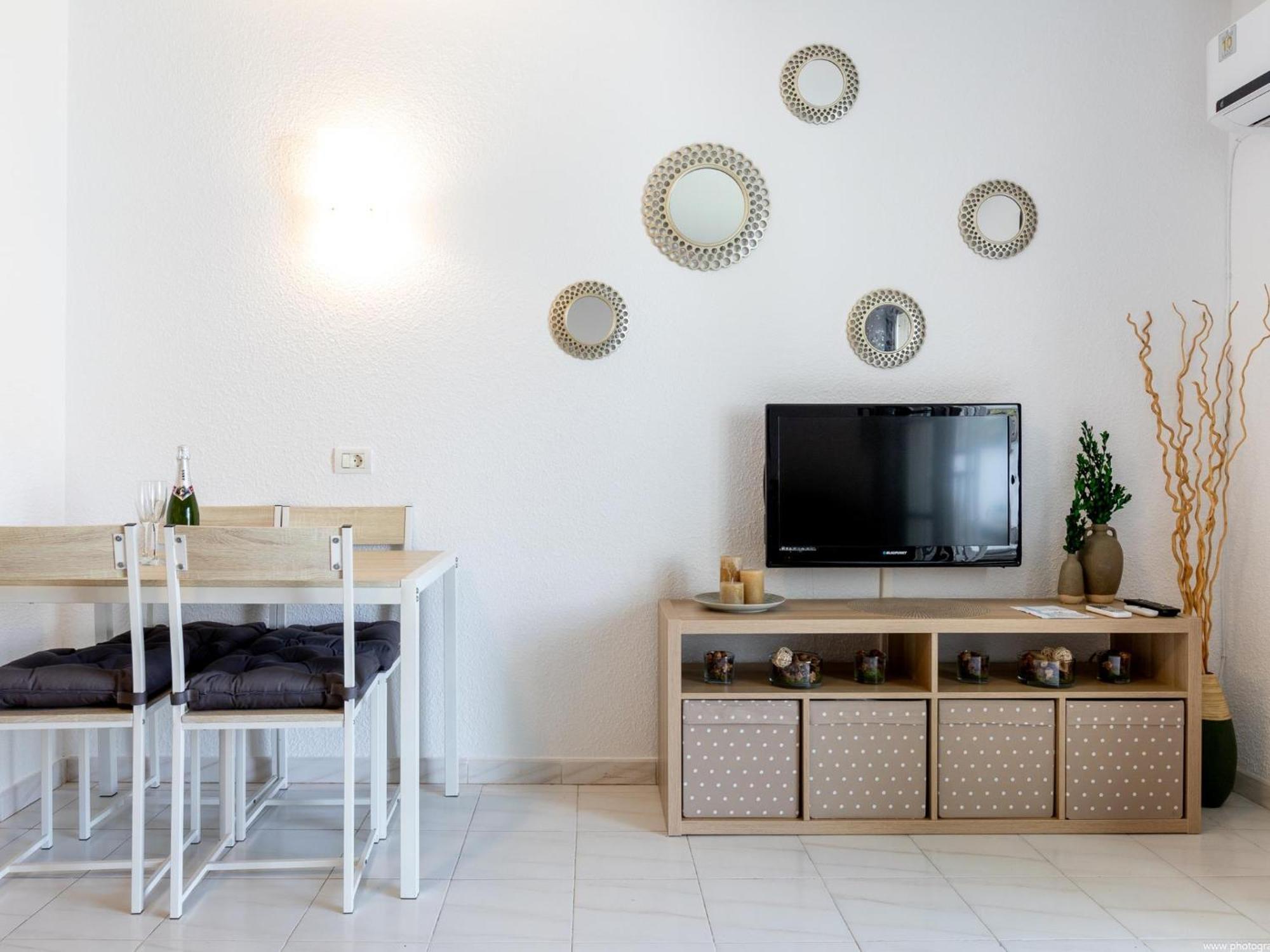 Apartment Port Royale 291, Spacious Studio, Heated Pool