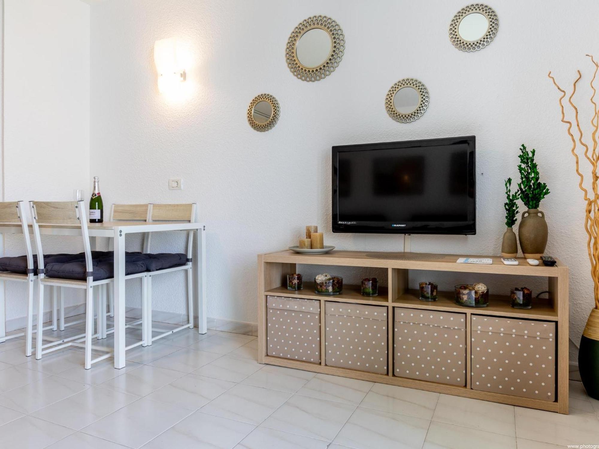 Port Royale 291, Spacious Studio, Heated Pool Los Cristianos (Tenerife)